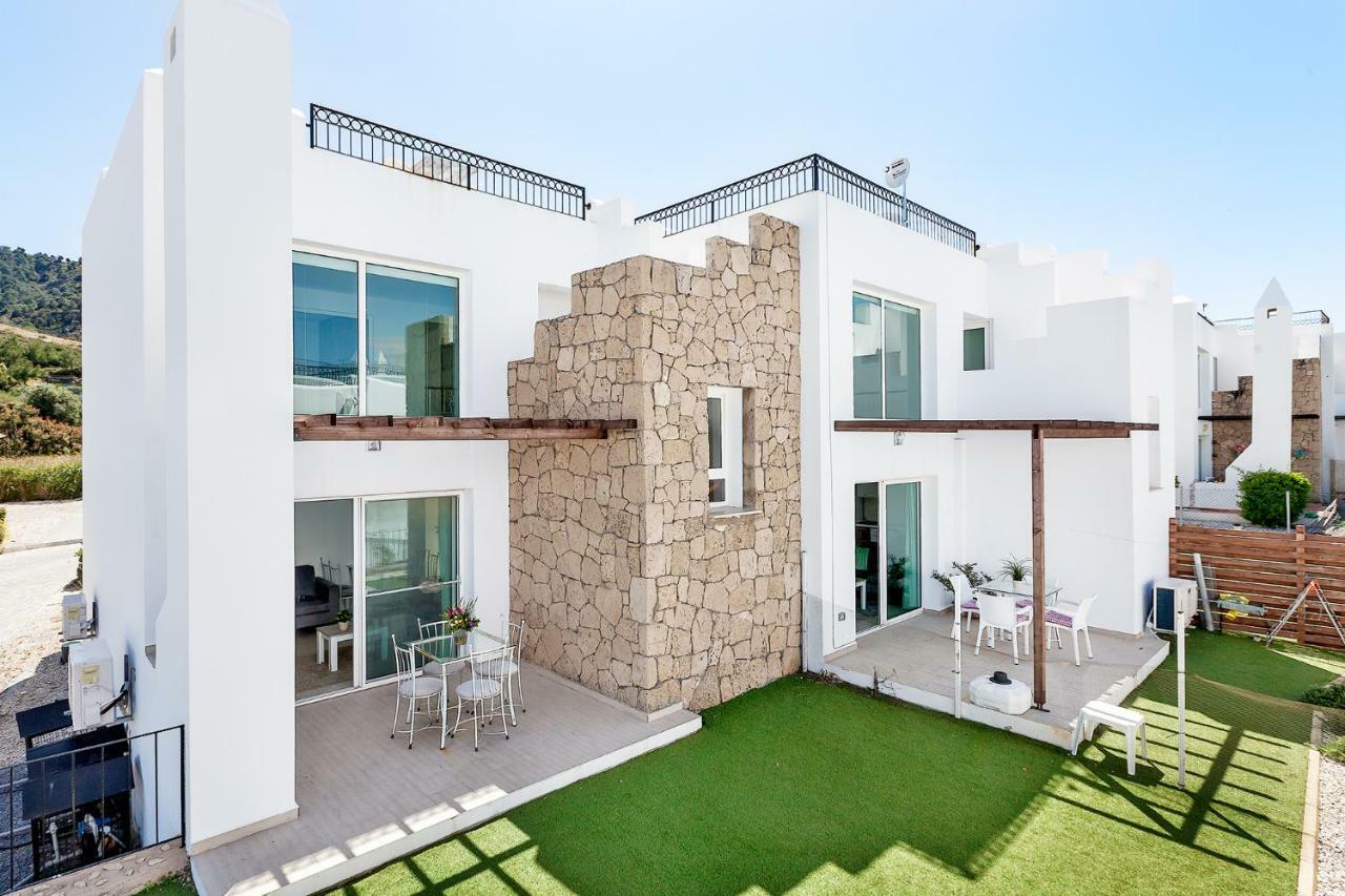 Seaview Selvi Village Apt Vasilia Buitenkant foto
