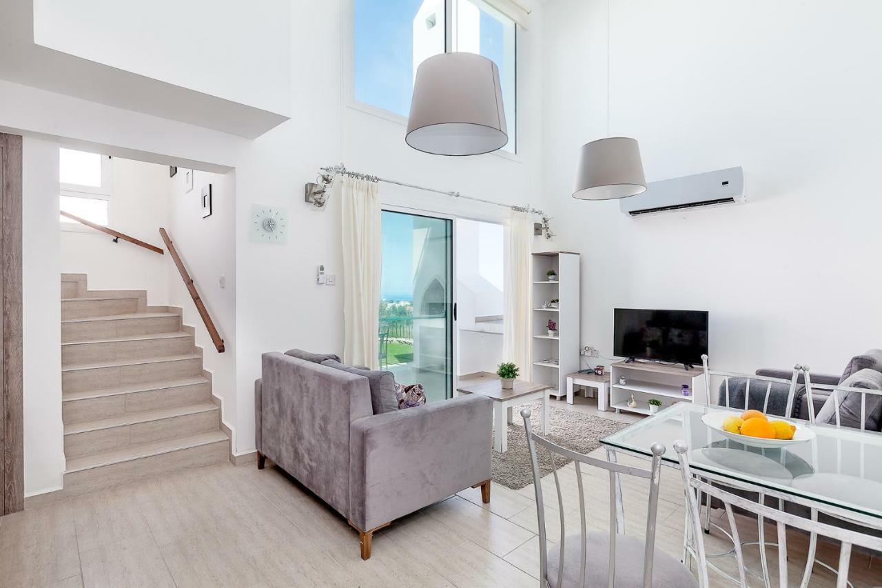 Seaview Selvi Village Apt Vasilia Buitenkant foto
