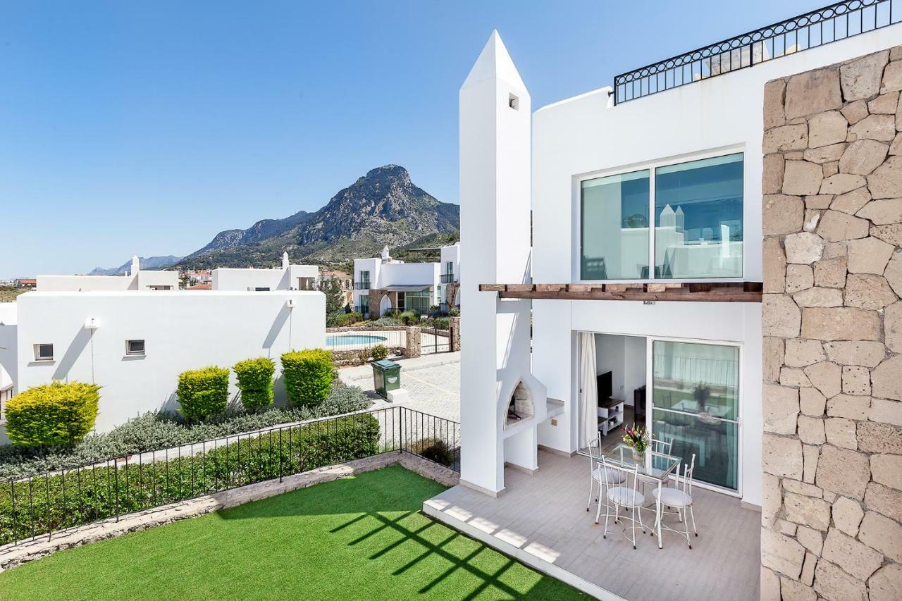Seaview Selvi Village Apt Vasilia Buitenkant foto